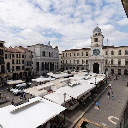 Enjoy Home - Appartamento Orologio, Piazza Dei Signori 帕多瓦 外观 照片