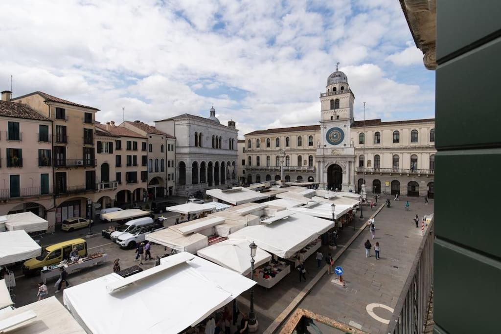 Enjoy Home - Appartamento Orologio, Piazza Dei Signori 帕多瓦 外观 照片